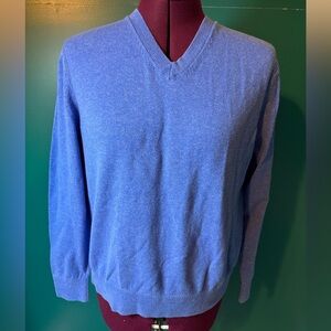 Banana Republic Men's Light Blue V-Neck Sweater